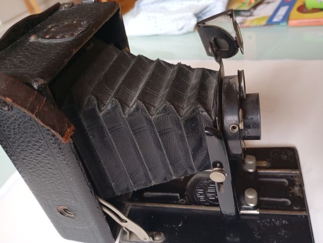 Cámara Contessa Nettel antigua