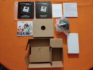 Nintendo DS Lite bianco con scatola