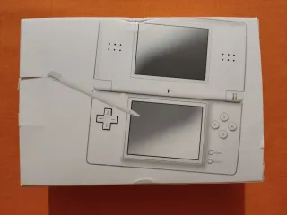 Nintendo DS Lite bianco con scatola