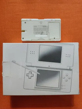 Nintendo DS Lite bianco con scatola