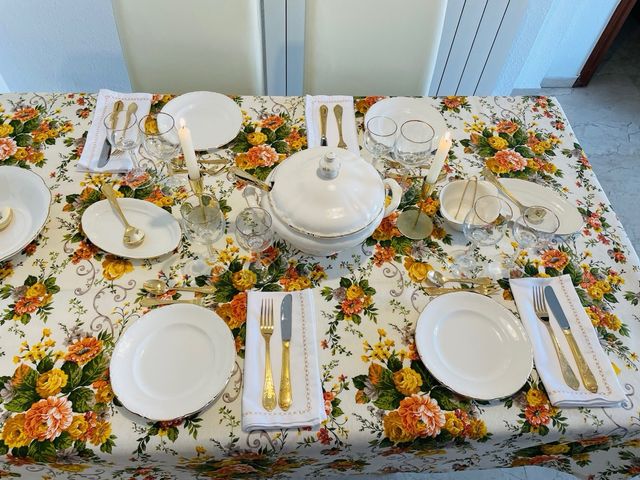 Mantel floreado nuevo a estrenar