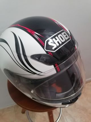 Casco de moto shoei