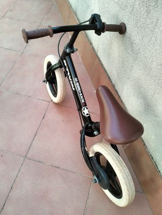 Bicicleta sin pedales.