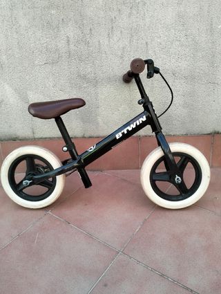 Bicicleta sin pedales.