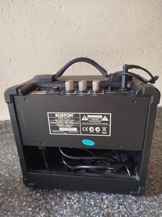 Amplificador kustom DART 10