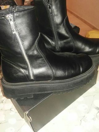 Botines Negros plataforma 36
