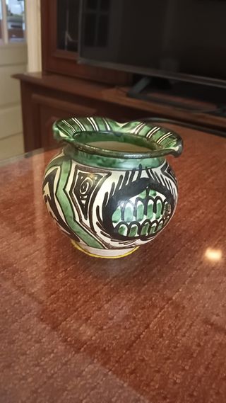 Jarrón cerámica Punter. Alto 11 cm. Antiguedades.