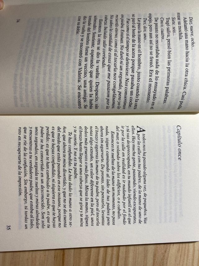 W de Isaac Rosa y Olivia Rosa.