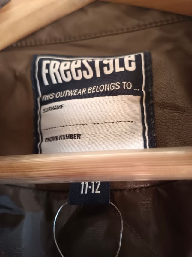 Cazadora polipiel marrón  niño talla 12 años nueva