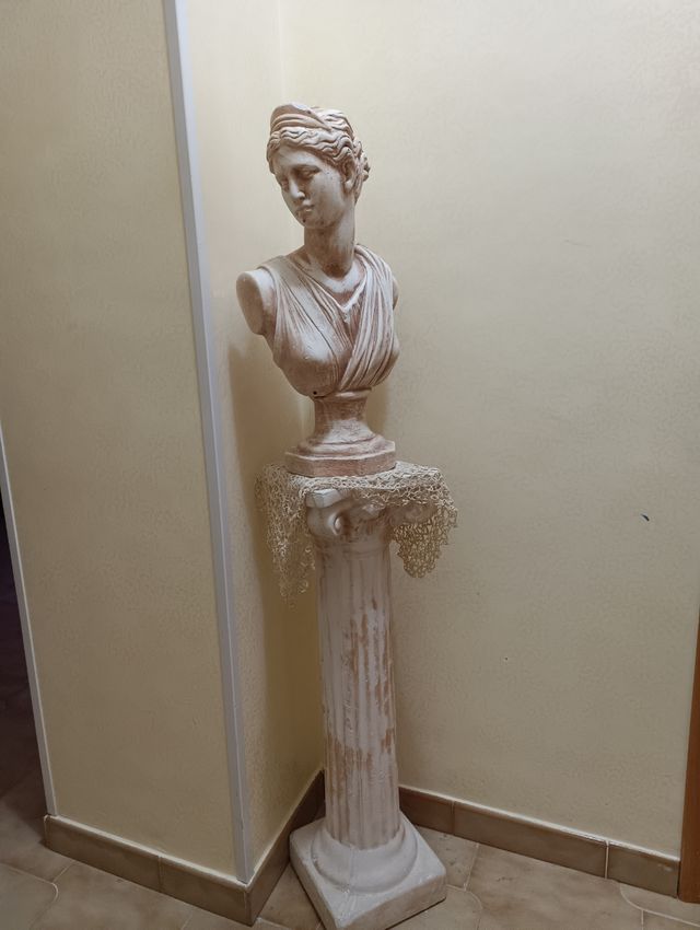 Mezzo busto Artemide - Dea greca della caccia