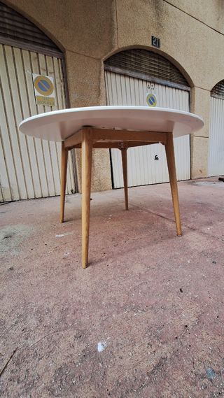 Mesa nórdica de comedor
