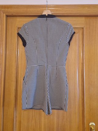 Mono corto TOPSHOP talla 36