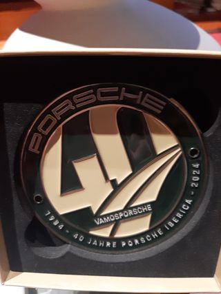 insignia-Medalla Porche 40 aniversario 