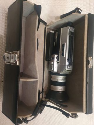 Cámara Canon Auto zoom 814