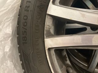 Treno gomme con cerchi in lega VW