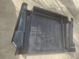 Bandeja maletero Mercedes 400 ML