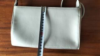 Bolso de mano blanco pálido 