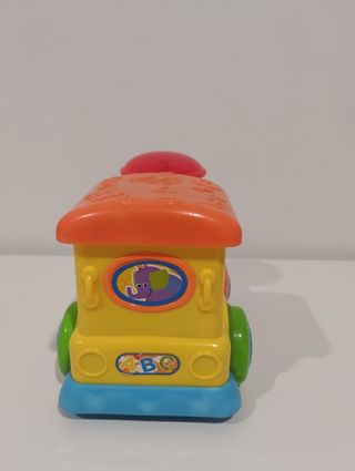 Tren teledirigido infantil