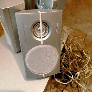 Bass reflex Philips subwoofer