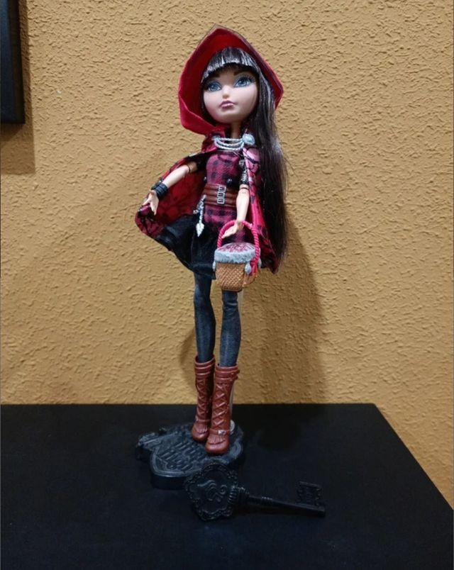 Muñeca Ever after