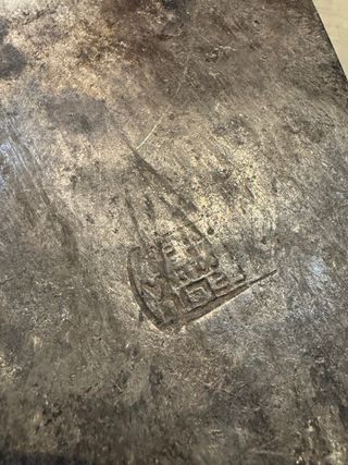 Hacha firmada de coleccion catalana