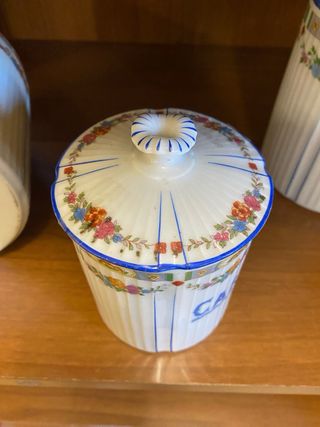 barattoli in porcellana