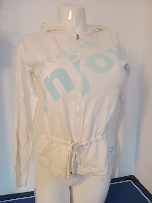 Chaqueta Eleven deporte blanca