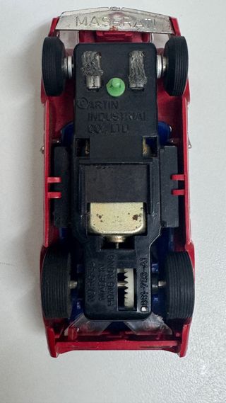 Coche de scalextric antiguo