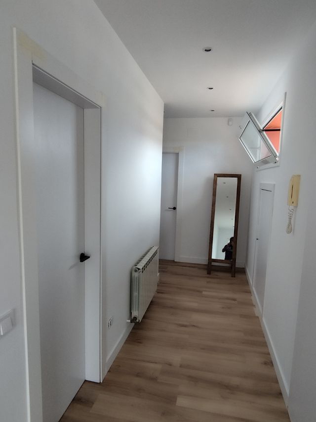 montador de suelo laminado y puertas


