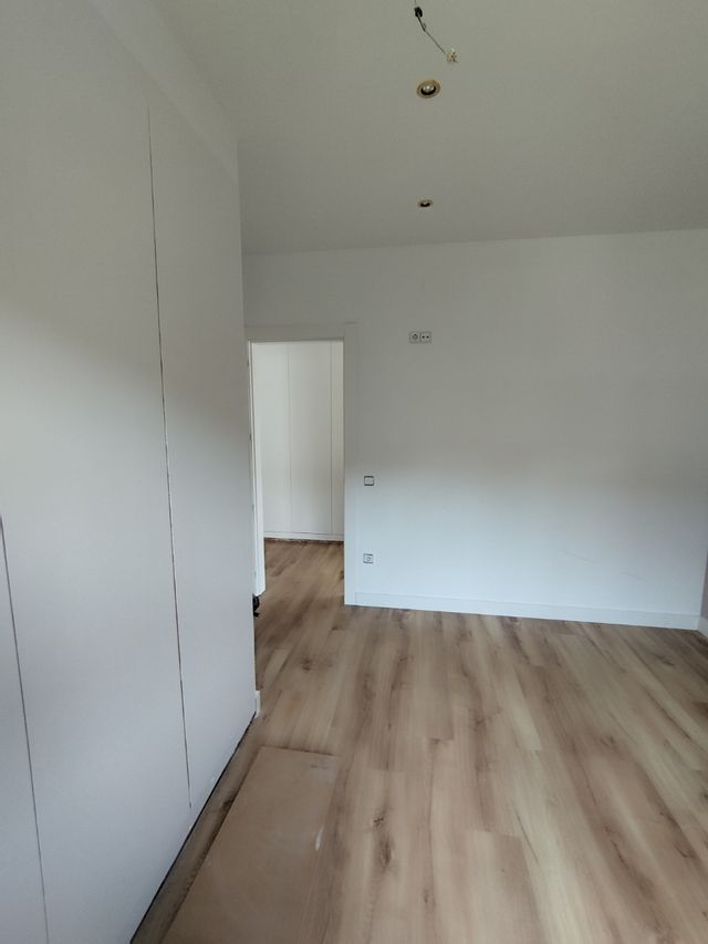 montador de suelo laminado y puertas


