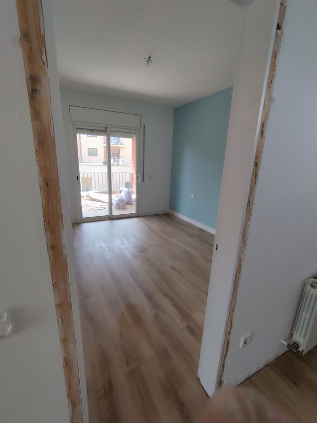 montador de suelo laminado y puertas


