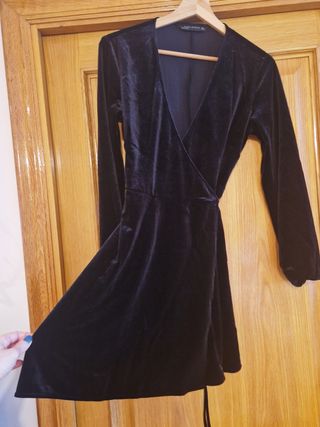 Vestido ZARA de terciopelo talla 36