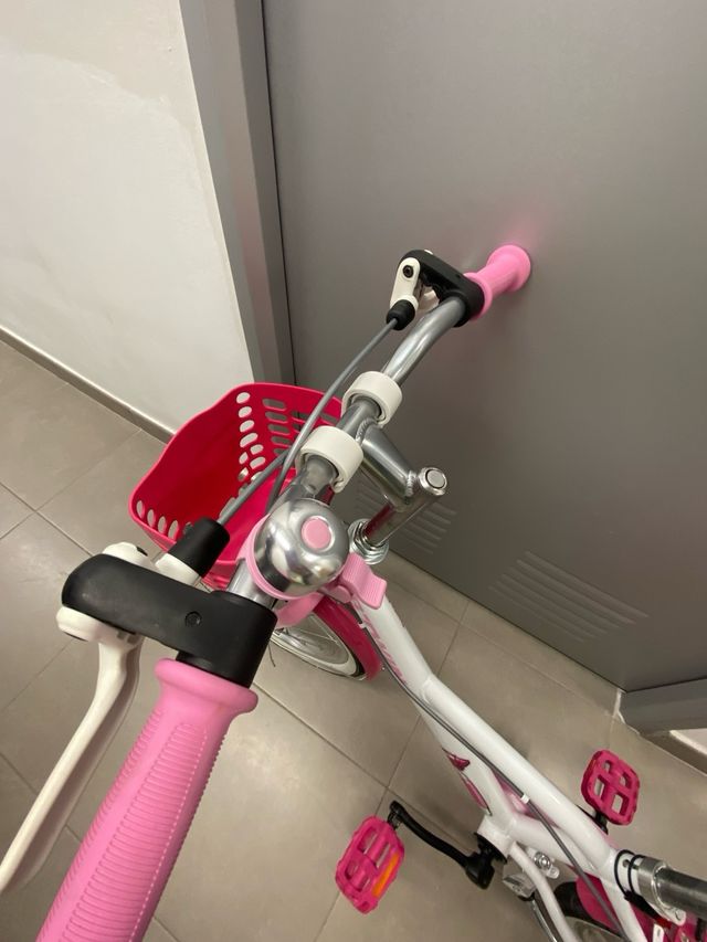 Bicicleta niña rosa  btwin doctor girl con cesta