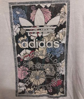 Camiseta adidas blanca
