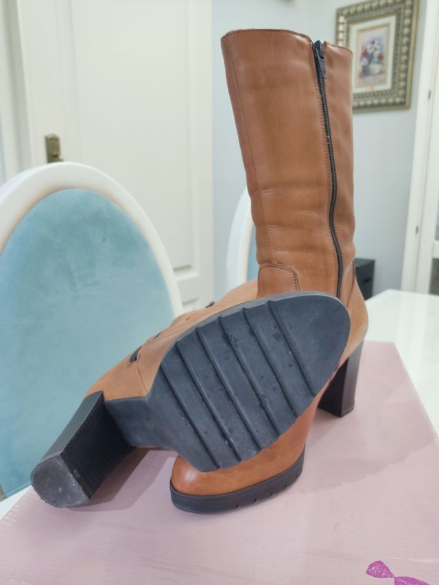 Botas medicaña piel