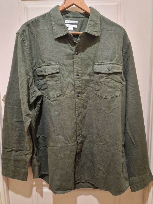 Camisa Amazon Essentials