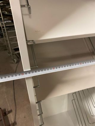 Estanterías con baldas 