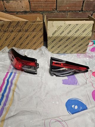 FAROS TRASEROS TOYOTA COROLLA SEDAN