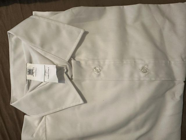 Pantalones y camisas