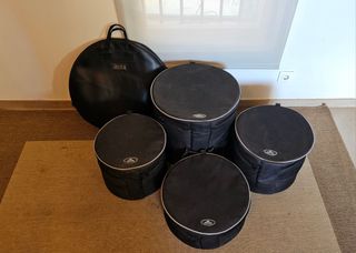 BATERIA ACÚSTICA PEARL EXPORT SERIES + FUNDAS