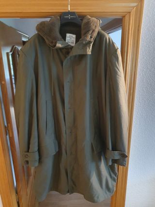 Abrigo militar hombre
