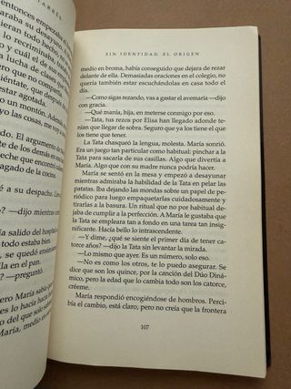 Libro de la serie Sin identidad
