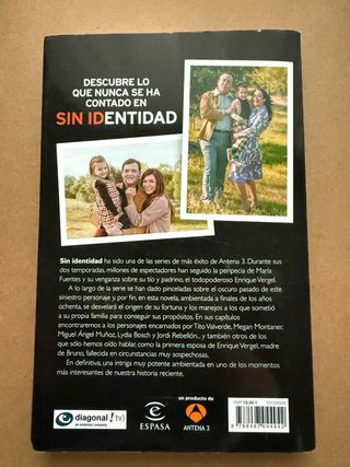 Libro de la serie Sin identidad