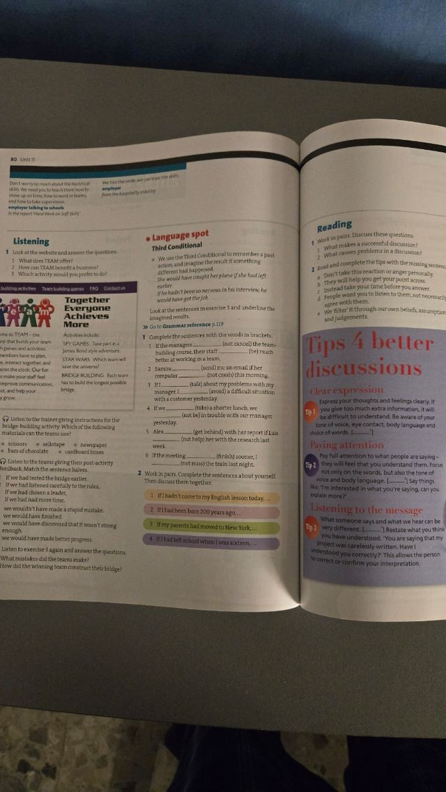 Oxford English for Careers: Commerce 2: Student's Book (Oxford English for Careers: Commerce 2)