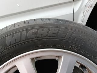 Llantas. de Ford tamaño 16