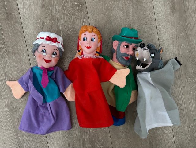 Burattini di Cappuccetto Rosso