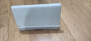Nintendo DS lite