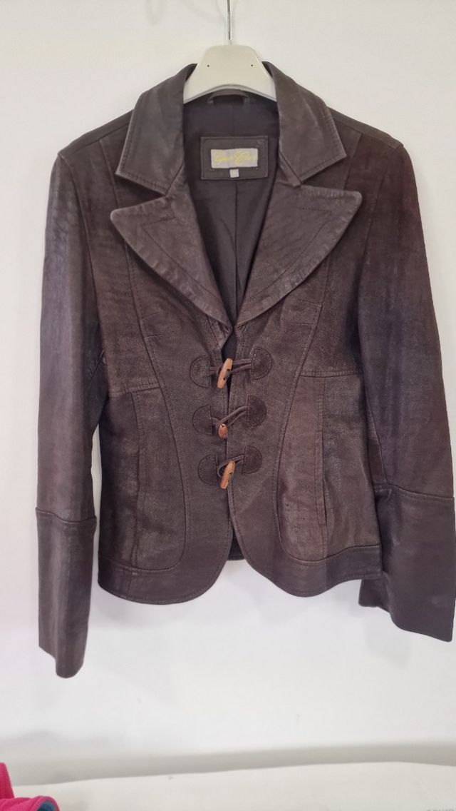 Cazadora de piel mujer talla 40