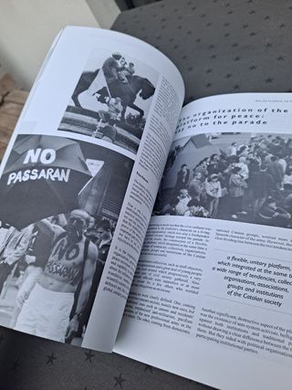 Libro: Por la paz, no al desfile militar.