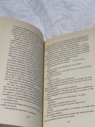 CINCUENTA SOMBRAS DE GREY